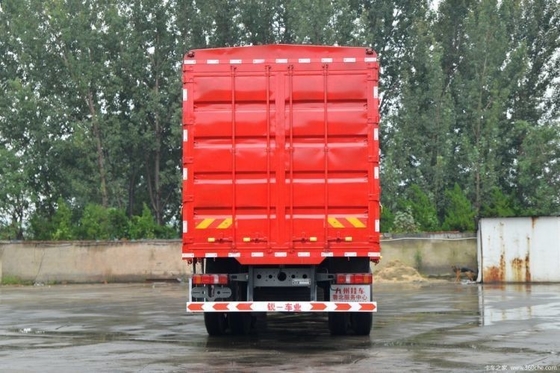 SINOTRUCK HOWO TH7 460HP 8X4 zware vrachtwagen met 9.5m magazijnnet en multimedia systeem