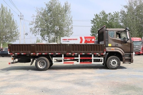 23 Hot Boutique Gebruikte Auto's SINOTRUCK HOWo NX Medium Card 220 pk 4X2 6,75m Hurdle Truck