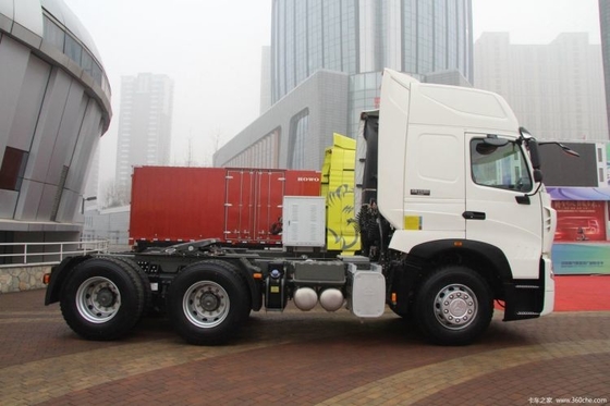 Chinese boutique tweedehands auto's Sinotruk HOWO T6G 6X4 trekker vrachtwagen met 380 pk vermogen