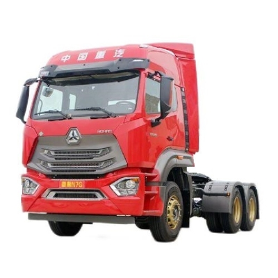 23 Warm gebruikte auto's 0 km Diesel brandstof type SINOTRUCK Haohan N7G 430 pk 6X4 Traktortrucks