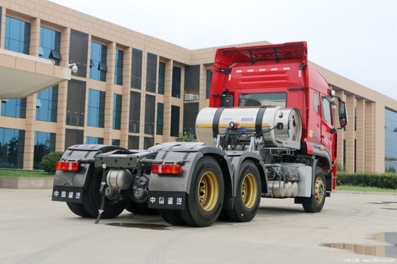 23 Warm gebruikte auto's 0 km Diesel brandstof type SINOTRUCK Haohan N7G 430 pk 6X4 Traktortrucks