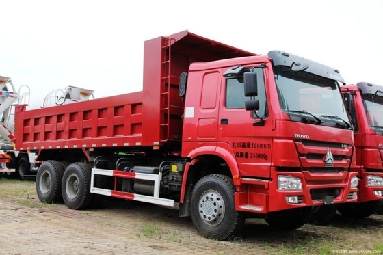 340 pk 6x4 5,6m Sinotruk HOWO Zware vrachtwagen Dump truck voor 10-15T GVW Automatisch raam