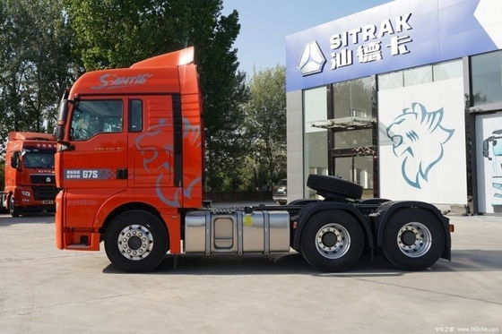 SITRAK G7S 610 pk 6X4 sleepwagenkop met een hoge brandstoftankcapaciteit en automatisch raam