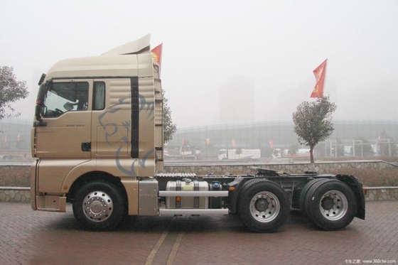 6 cilinders SinoTRUK SITRAK C7H 540HP 6x2R trekker met ZF16S2531TOTO versnellingsbak