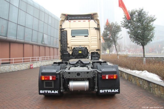 6 cilinders SinoTRUK SITRAK C7H 540HP 6x2R trekker met ZF16S2531TOTO versnellingsbak