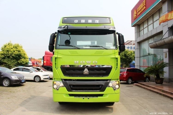 440 pk 4X2 Sinotruk HOWO T7H Tractor met 2 passagiers en 8L motorcapaciteit