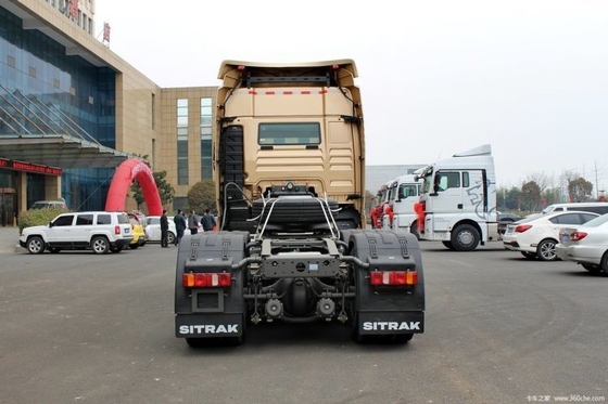 Maximaal koppel 2000-2500Nm SinoTRUK SITRAK C7H Zware vrachtwagen 540 pk 6x2R Traktortrucks